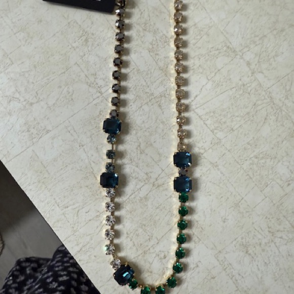 Tova Nwt Aaralyn Chic Gold Sapphire And Emerald Gemstone Necklace